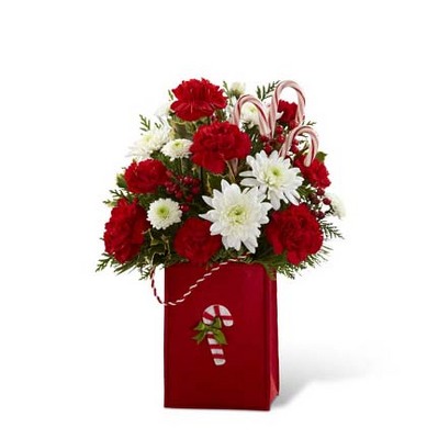 The FTD Holiday Cheer Bouquet 